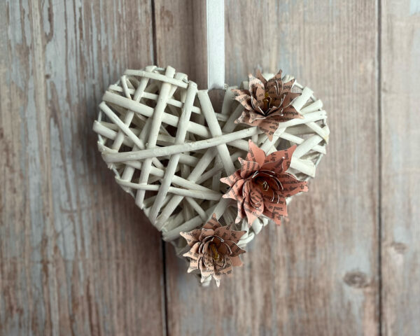 Flat reed Bible paper flower heart hanging home decor